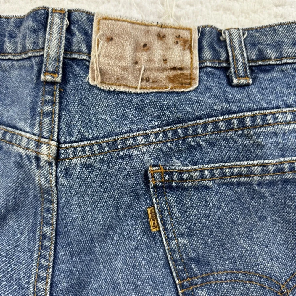 Levi Jeans Men's 35x31* Blue 540 Straight‎ Relaxed Thrashed Distressed Denim VTG